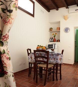 La Paranza Residence - Case Vacanze Trapani Exterior foto